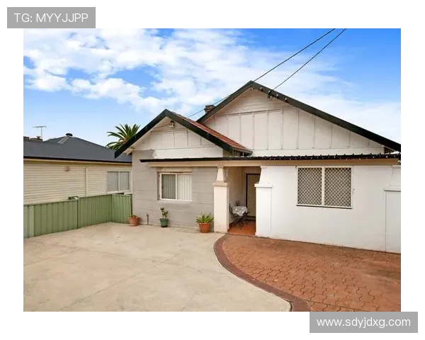 奥克兰大胜惠灵顿 兰达尔双响助攻